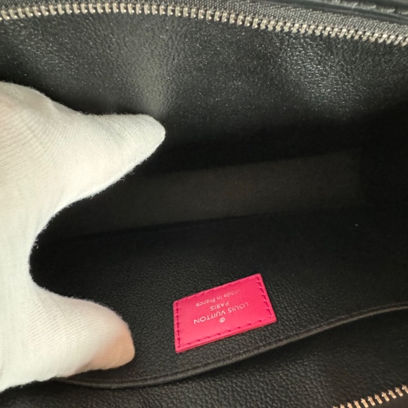 BRAND NEW TOILERTRY POUCH 26 BLK / PINK - Picture 12 of 15